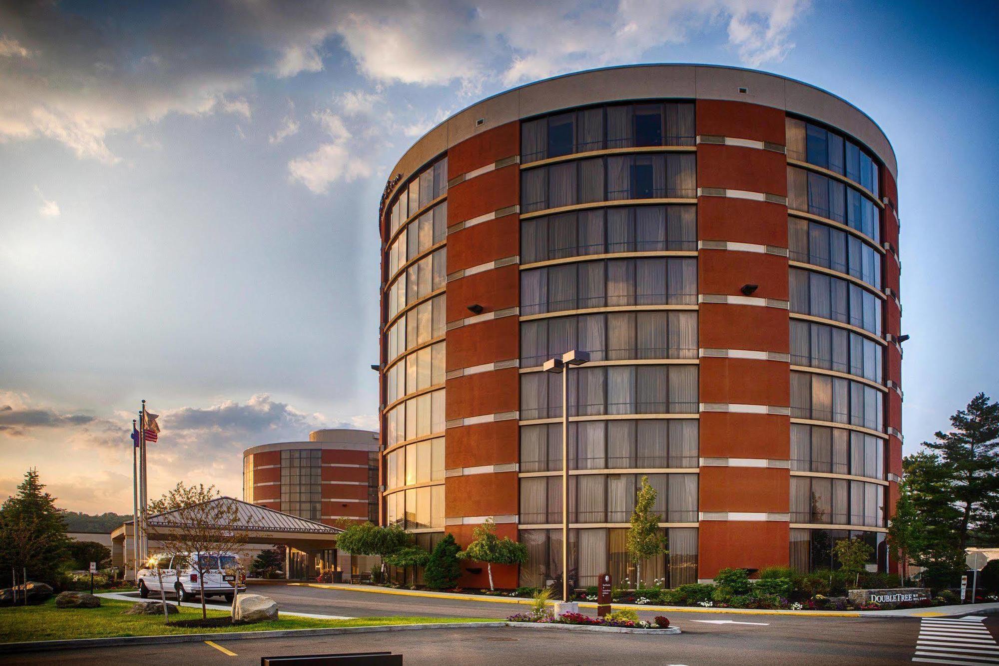 Отель Doubletree By Hilton Portland, Me Саут-Портленд Экстерьер фото